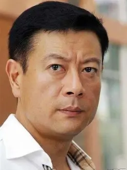 万阳（巫刚饰演）